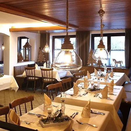 Inn Hirsch Schollbrunn