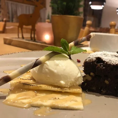 Inn Hirsch Schollbrunn